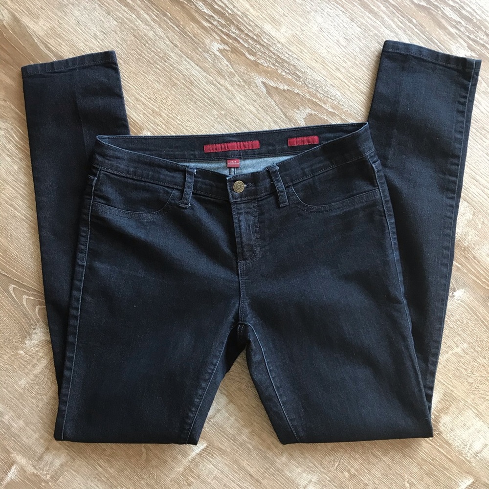 Banana Republic woman’s skinny jeans